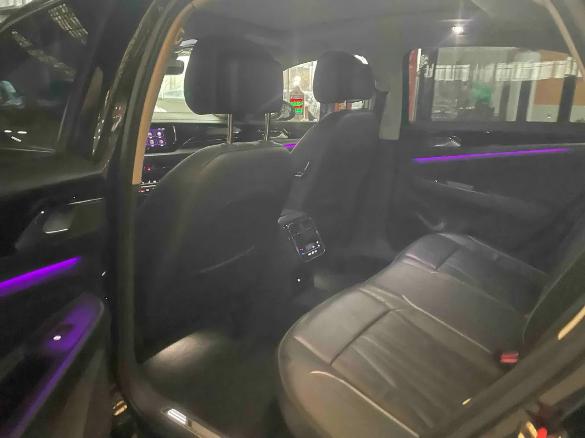 2022 Xpeng P7 BEV 60.2KWH,autocango,china used car exporter,china ev exporter,chinese used car exporter,chinese used ev exporter