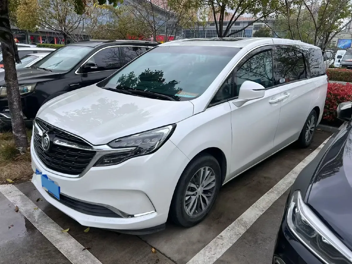 2021 Buick GL8 2.0T 237HP L4 9AT,autocango,china used car exporter,china ev exporter,chinese used car exporter,chinese used ev exporter