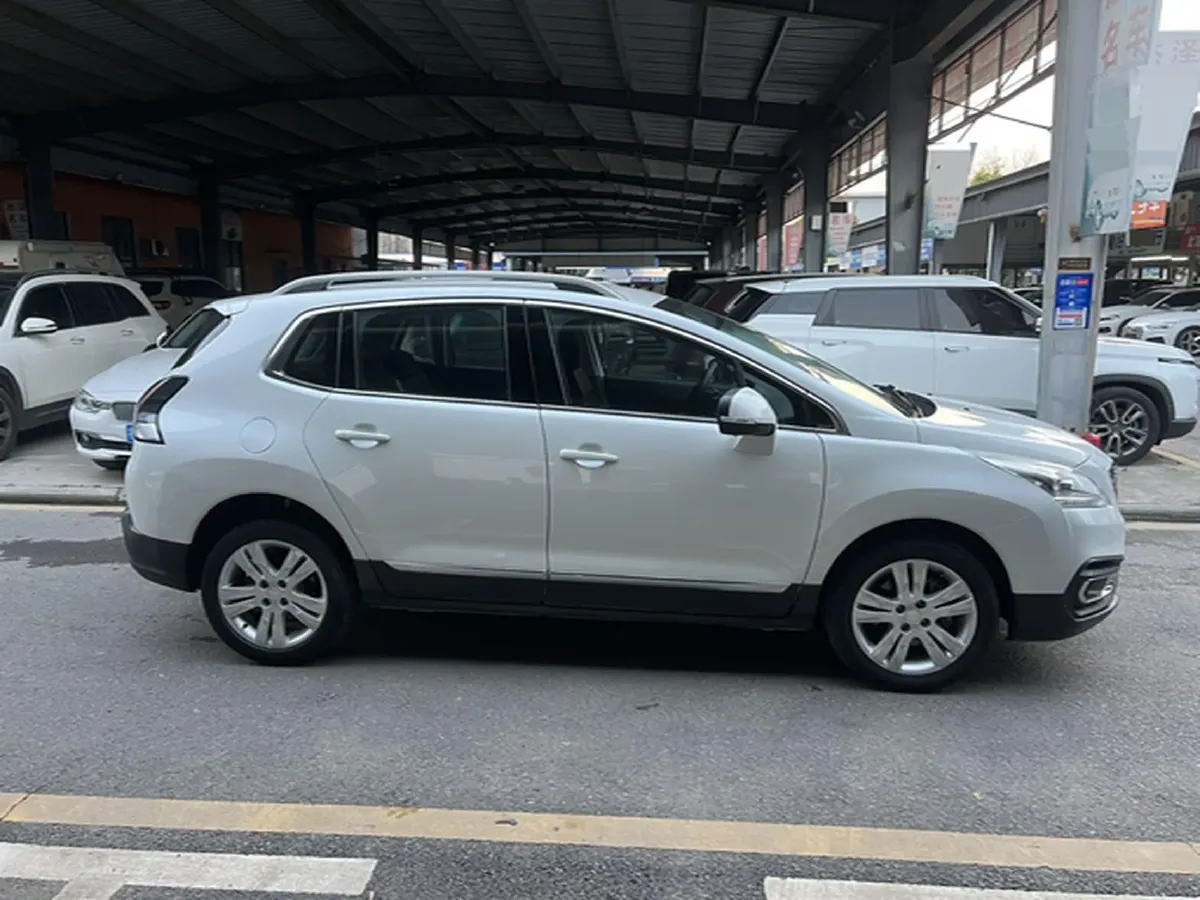 2018 Peugeot 3008 2.0L 147HP L4 6AT,autocango,china used car exporter,china ev exporter,chinese used car exporter,chinese used ev exporter