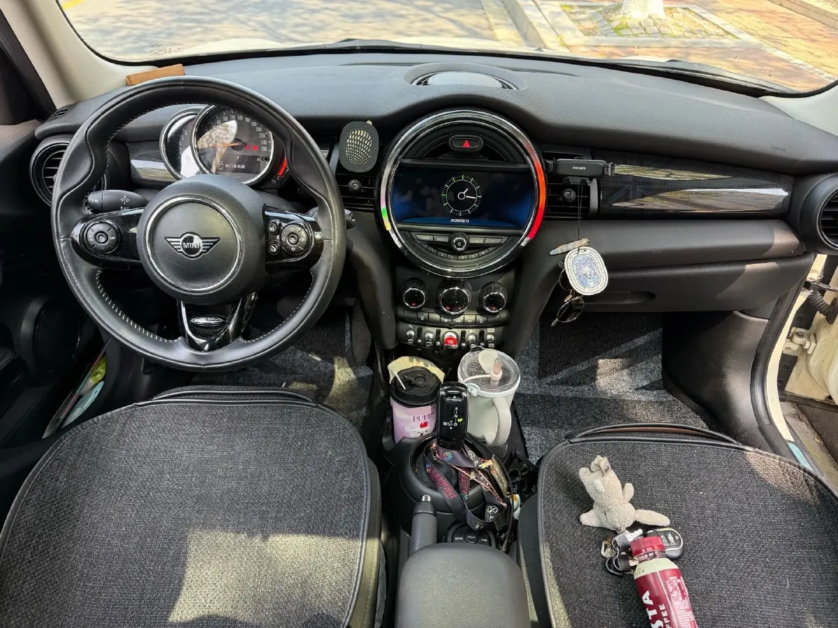 2019 MINI MINI 1.5T 136HP L3 7DCT,autocango,china used car exporter,china ev exporter,chinese used car exporter,chinese used ev exporter