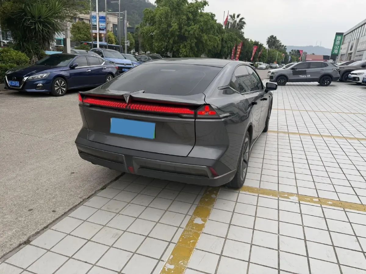 2022 DongFeng Forthing LingZhi EV BEV 68.4KWH,autocango,china used car exporter,china ev exporter,chinese used car exporter,chinese used ev exporter