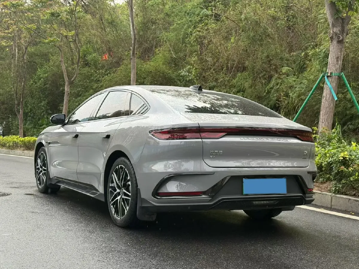 2025 BYD Han BEV 72KWH,autocango,china used car exporter,china ev exporter,chinese used car exporter,chinese used ev exporter