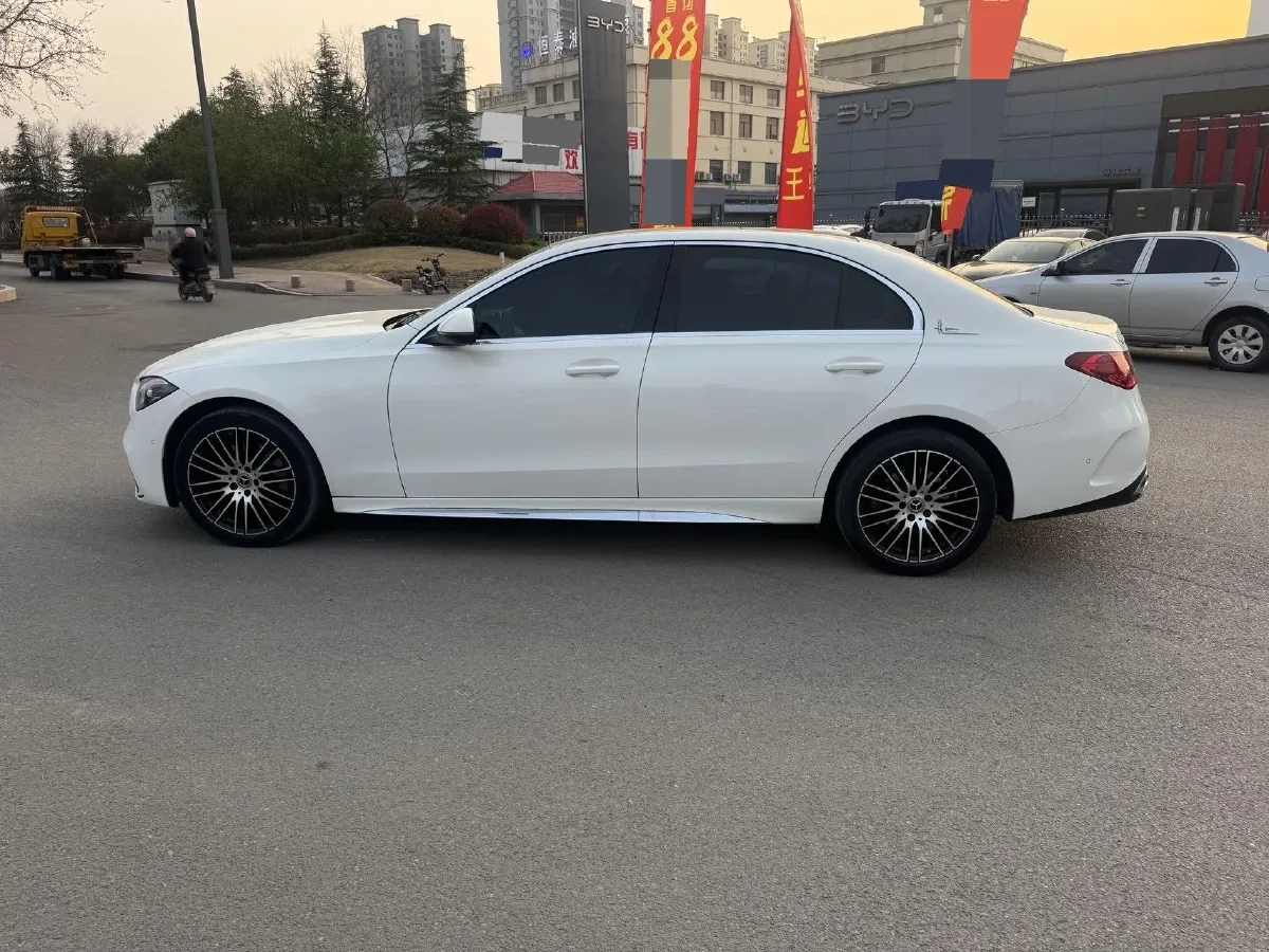 2023 Mercedes-Benz C Class 1.5T 204HP L4 9AT,autocango,china used car exporter,china ev exporter,chinese used car exporter,chinese used ev exporter