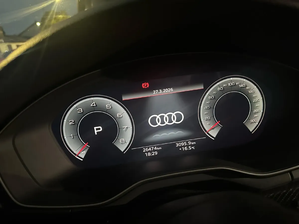 2023 Audi A4L 2.0T 245HP L4 7DCT,autocango,china used car exporter,china ev exporter,chinese used car exporter,chinese used ev exporter