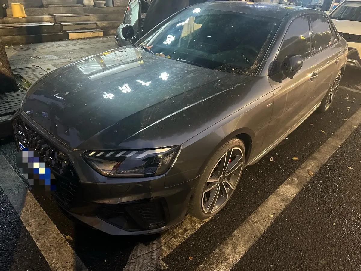 2023 Audi A4L 2.0T 245HP L4 7DCT,autocango,china used car exporter,china ev exporter,chinese used car exporter,chinese used ev exporter