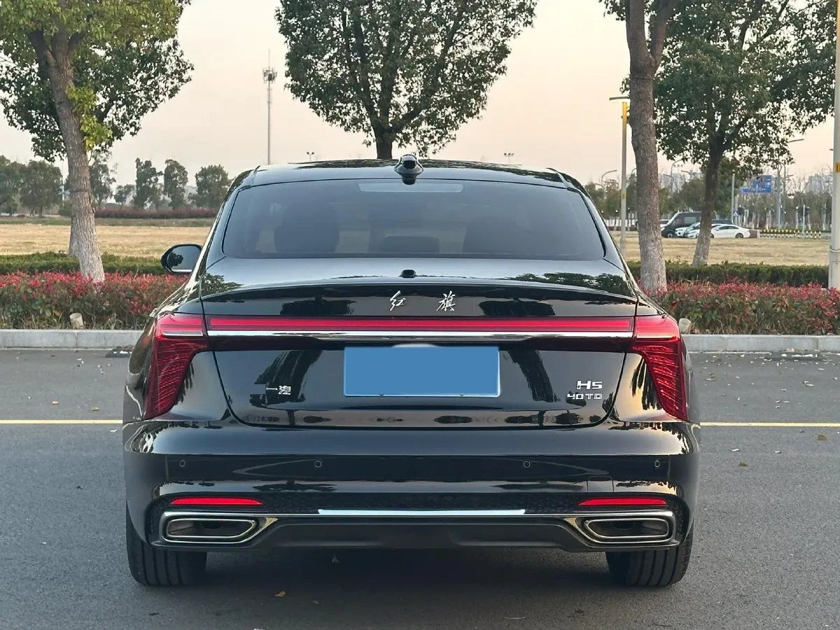 2025 HongQi H5 1.5T 169HP L4 1DHT Hybrid,autocango,china used car exporter,china ev exporter,chinese used car exporter,chinese used ev exporter