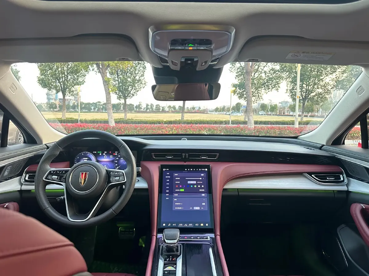 2025 HongQi H5 1.5T 169HP L4 1DHT Hybrid,autocango,china used car exporter,china ev exporter,chinese used car exporter,chinese used ev exporter