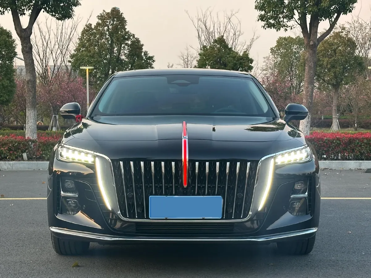 2025 HongQi H5 1.5T 169HP L4 1DHT Hybrid,autocango,china used car exporter,china ev exporter,chinese used car exporter,chinese used ev exporter