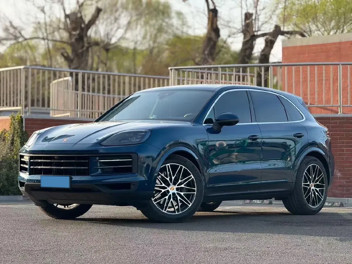 2025 Porsche Cayenne 3.0T 354HP V6 8AT,autocango,china used car exporter,china ev exporter,chinese used car exporter,chinese used ev exporter