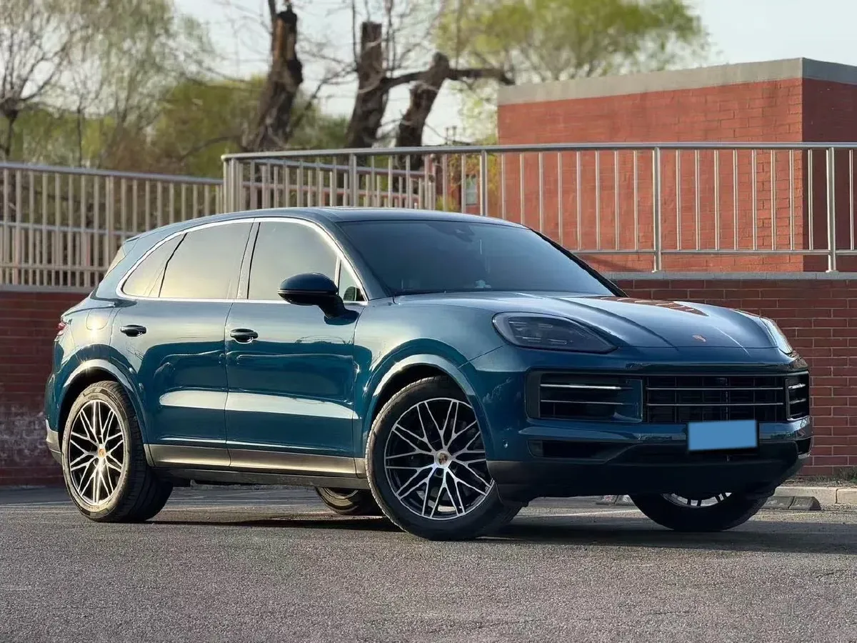 2025 Porsche Cayenne 3.0T 354HP V6 8AT,autocango,china used car exporter,china ev exporter,chinese used car exporter,chinese used ev exporter