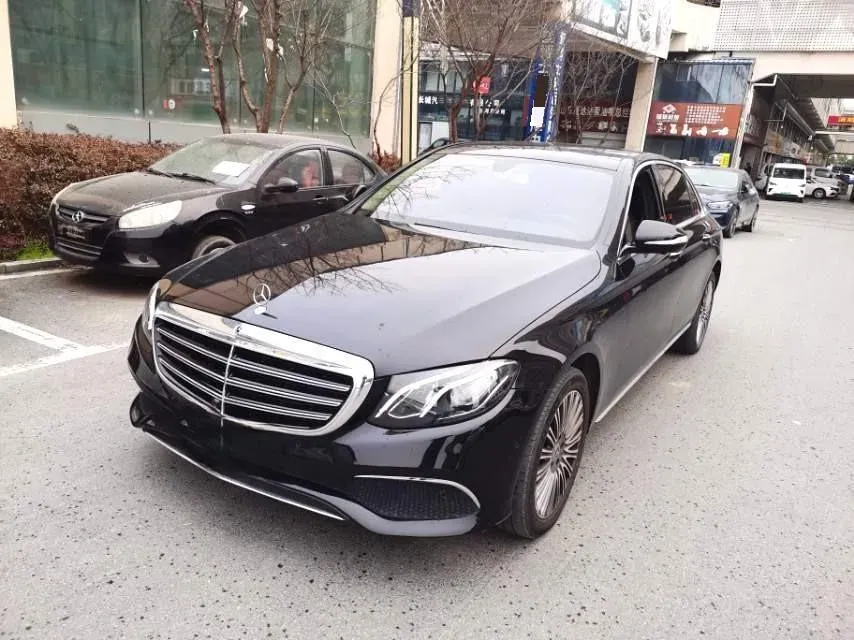 2020 Mercedes-Benz E Class 2.0T 258HP L4 9AT,autocango,china used car exporter,china ev exporter,chinese used car exporter,chinese used ev exporter