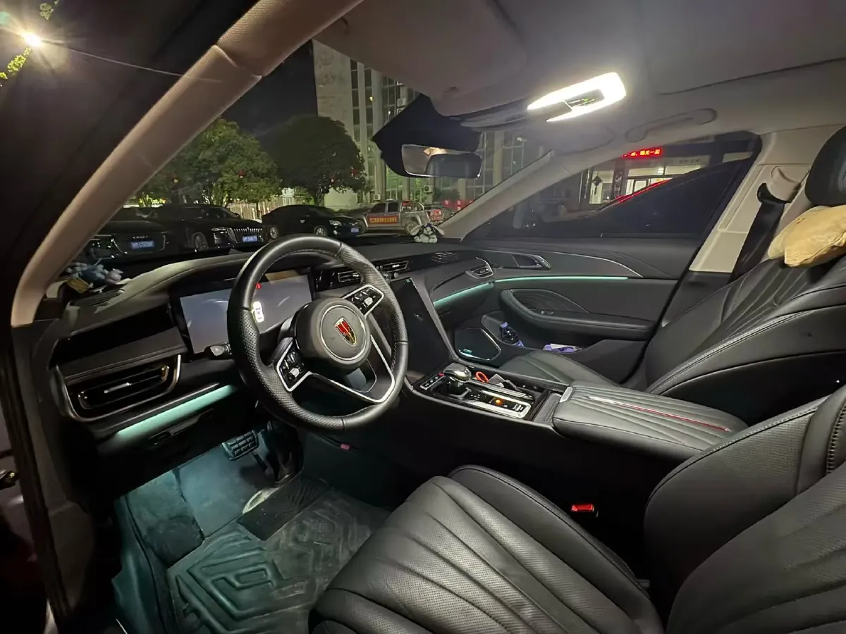 2025 HongQi H5 1.5T 169HP L4 1DHT Hybrid,autocango,china used car exporter,china ev exporter,chinese used car exporter,chinese used ev exporter