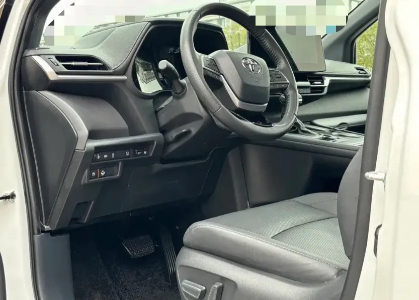 2024 Toyota Sienna 2.5L 189HP L4 E-CVT Hybrid,autocango,china used car exporter,china ev exporter,chinese used car exporter,chinese used ev exporter