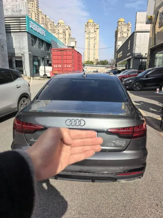 2024 Audi A4L 2.0T 190HP L4 7DCT,autocango,china used car exporter,china ev exporter,chinese used car exporter,chinese used ev exporter