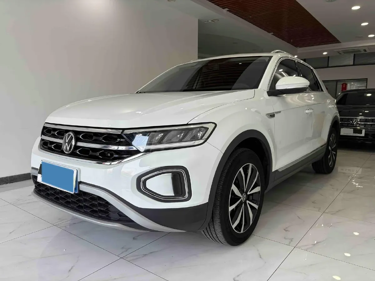 2023 Volkswagen T-Roc 1.4T 150HP L4 7DCT,autocango,china used car exporter,china ev exporter,chinese used car exporter,chinese used ev exporter
