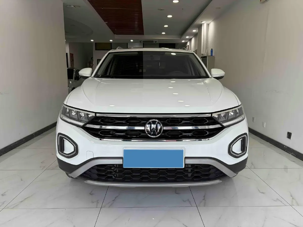 2023 Volkswagen T-Roc 1.4T 150HP L4 7DCT,autocango,china used car exporter,china ev exporter,chinese used car exporter,chinese used ev exporter