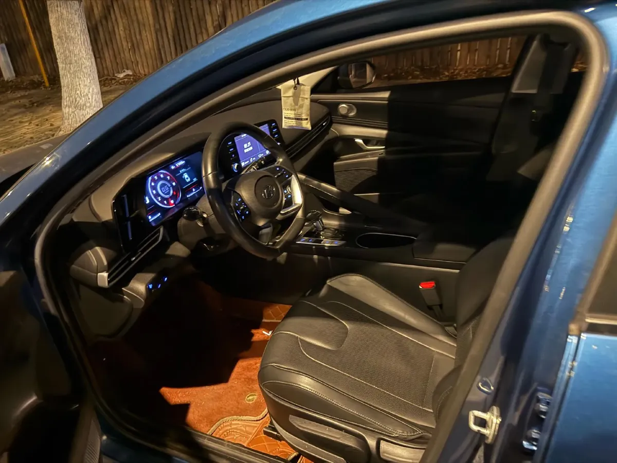 2021 Hyundai Elantra 1.5L 115HP L4 CVT,autocango,china used car exporter,china ev exporter,chinese used car exporter,chinese used ev exporter