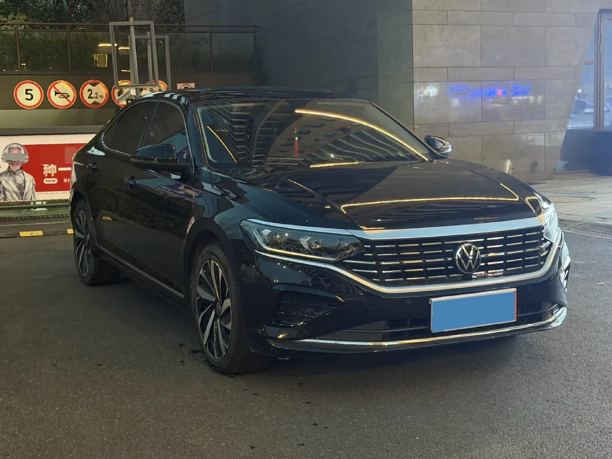 2022 Skoda Kodiak GT 2.0T 186HP L4 7DCT,autocango,china used car exporter,china ev exporter,chinese used car exporter,chinese used ev exporter