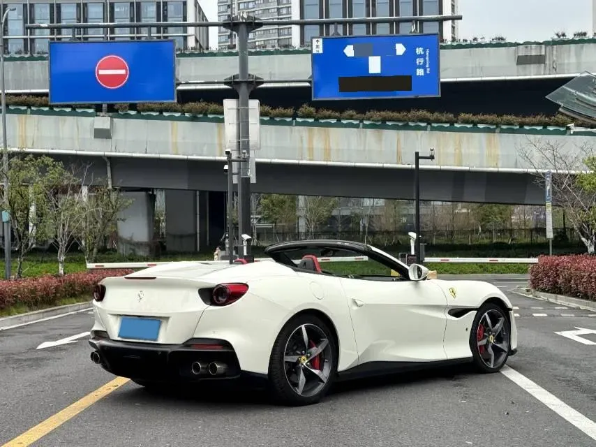 2021 Ferrari Portofino 3.9T 620HP V8 8DCT,autocango,china used car exporter,china ev exporter,chinese used car exporter,chinese used ev exporter