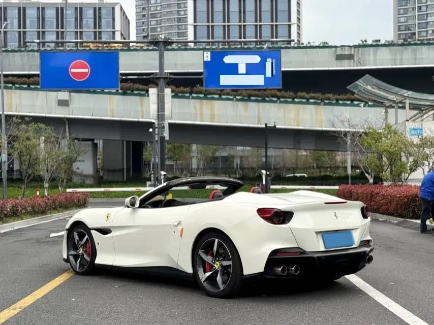 2021 Ferrari Portofino 3.9T 620HP V8 8DCT,autocango,china used car exporter,china ev exporter,chinese used car exporter,chinese used ev exporter