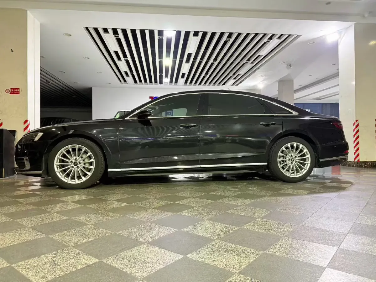 2021 Audi A8 3.0T 286HP V6 8AT,autocango,china used car exporter,china ev exporter,chinese used car exporter,chinese used ev exporter