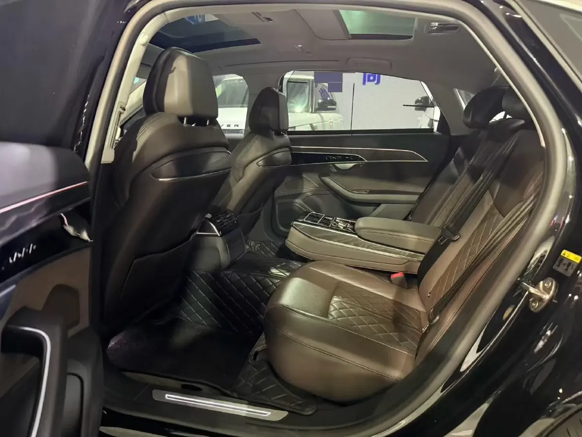 2021 Audi A8 3.0T 286HP V6 8AT,autocango,china used car exporter,china ev exporter,chinese used car exporter,chinese used ev exporter
