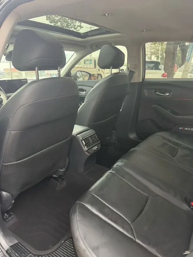 2025 Honda Accord 1.5T 192HP L4 CVT,autocango,china used car exporter,china ev exporter,chinese used car exporter,chinese used ev exporter