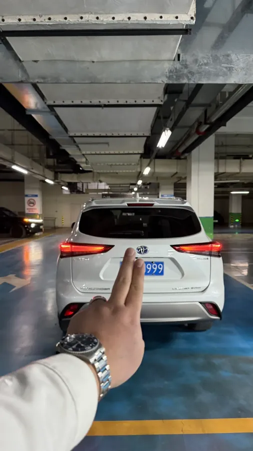 2022 Toyota Highlander 2.5L 192HP L4 E-CVT Hybrid,autocango,china used car exporter,china ev exporter,chinese used car exporter,chinese used ev exporter