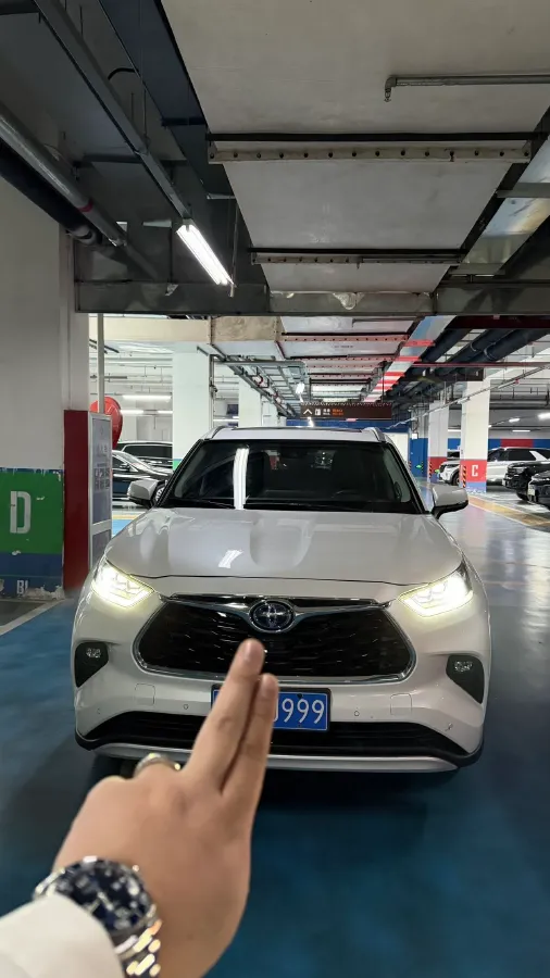 2022 Toyota Highlander 2.5L 192HP L4 E-CVT Hybrid,autocango,china used car exporter,china ev exporter,chinese used car exporter,chinese used ev exporter