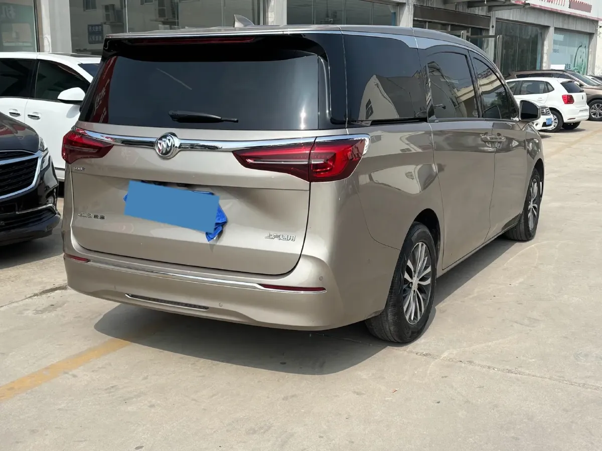 2022 Buick GL8 2.0T 237HP L4 9AT,autocango,china used car exporter,china ev exporter,chinese used car exporter,chinese used ev exporter