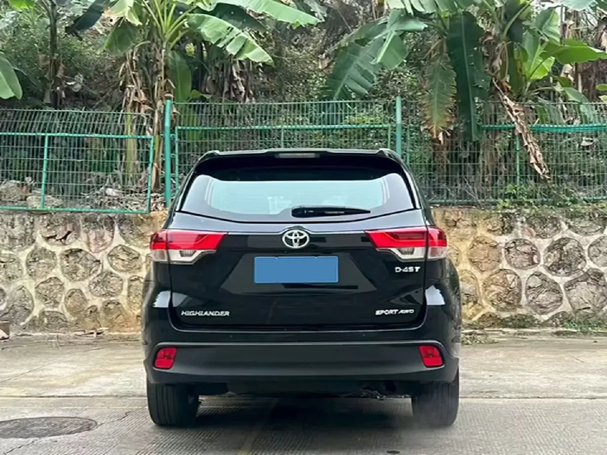 2018 Toyota Highlander 2.0T 220HP L4 6AT,autocango,china used car exporter,china ev exporter,chinese used car exporter,chinese used ev exporter