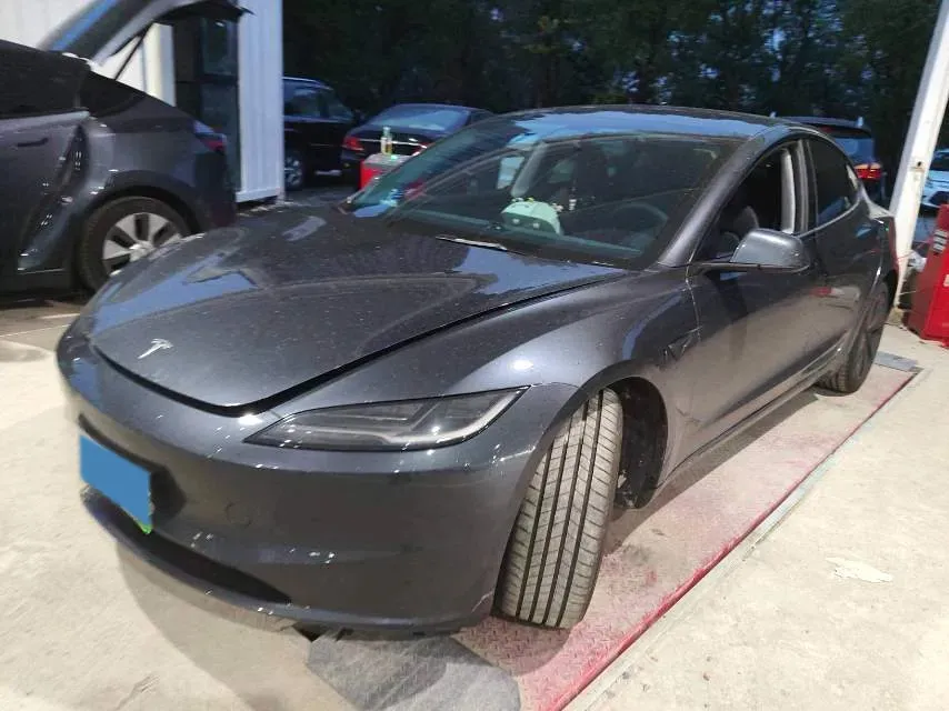 2025 Tesla Model 3 BEV 62.5KWH,autocango,china used car exporter,china ev exporter,chinese used car exporter,chinese used ev exporter