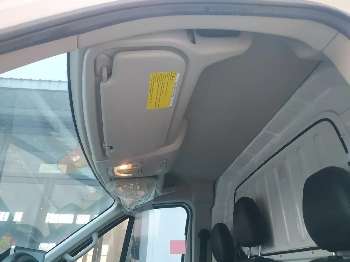 2019 MAXUS XinTu V90 2.0T 148HP L4 6MT,autocango,china used car exporter,china ev exporter,chinese used car exporter,chinese used ev exporter