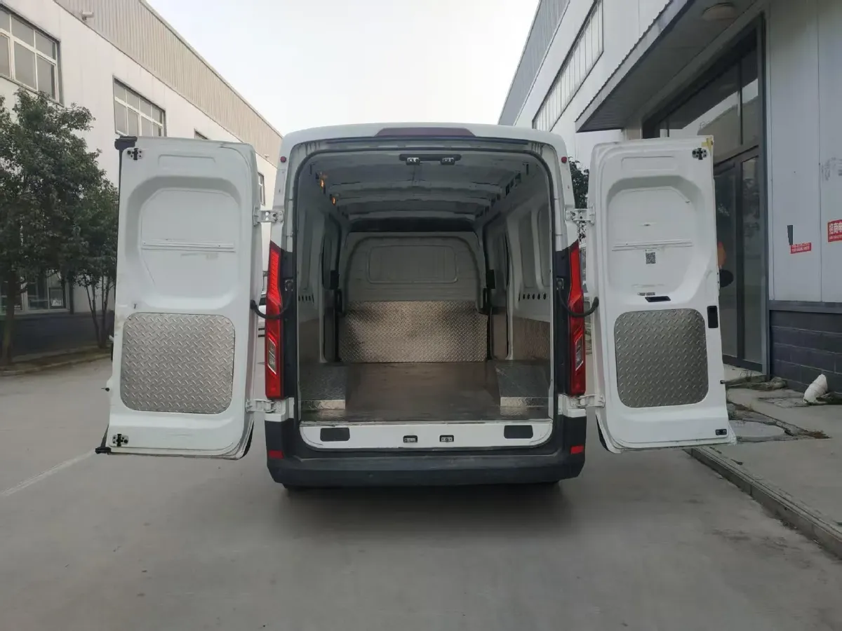 2019 MAXUS XinTu V90 2.0T 148HP L4 6MT,autocango,china used car exporter,china ev exporter,chinese used car exporter,chinese used ev exporter