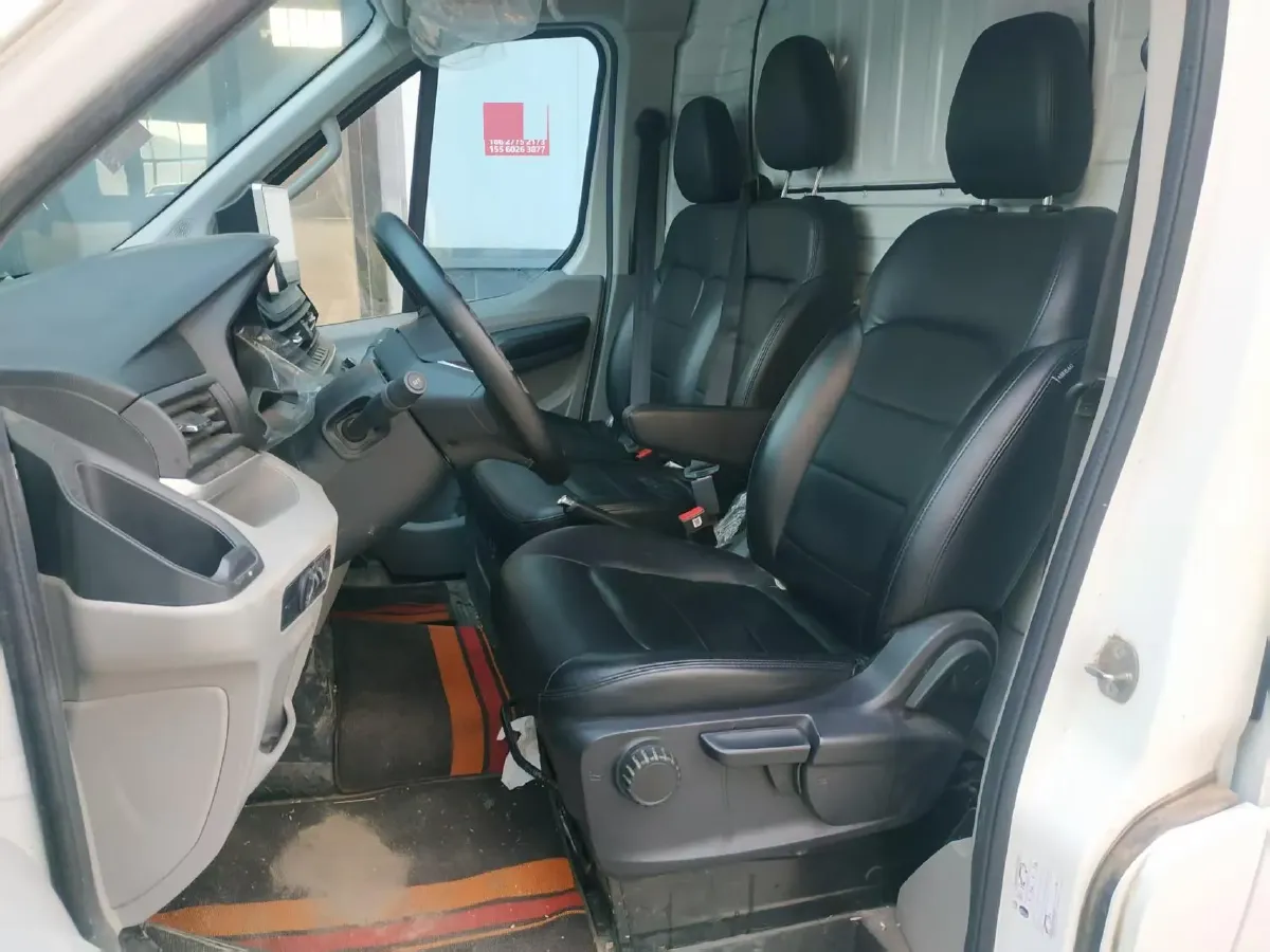 2019 MAXUS XinTu V90 2.0T 148HP L4 6MT,autocango,china used car exporter,china ev exporter,chinese used car exporter,chinese used ev exporter