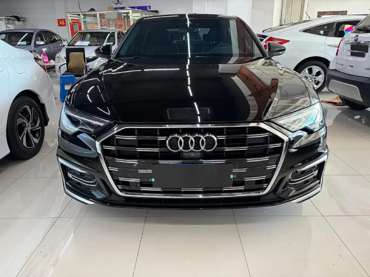 2023 Audi A6L 2.0T 245HP L4 7DCT,autocango,china used car exporter,china ev exporter,chinese used car exporter,chinese used ev exporter