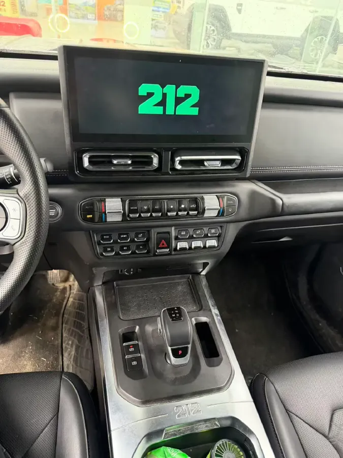 2024 212 212 T01 2.0T 252HP L4 8AT,autocango,china used car exporter,china ev exporter,chinese used car exporter,chinese used ev exporter