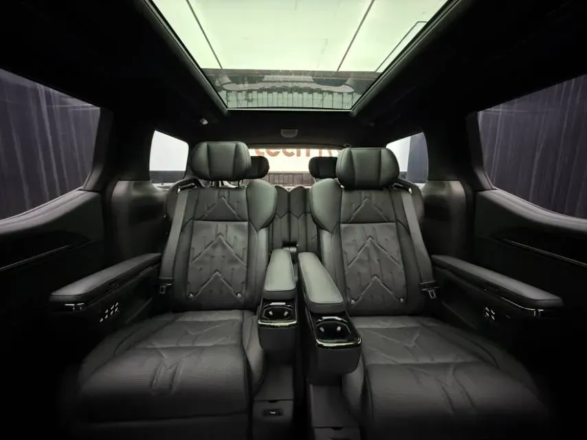 2024 Zeekr 009 BEV 108KWH,autocango,china used car exporter,china ev exporter,chinese used car exporter,chinese used ev exporter