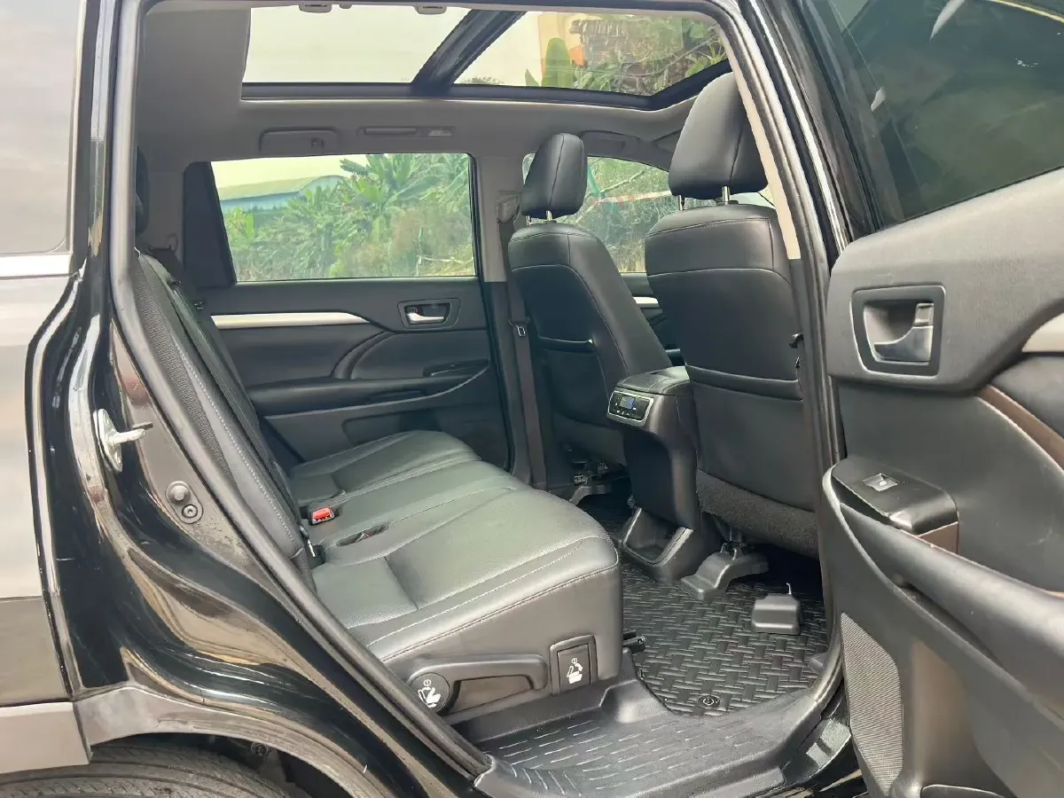 2019 Mazda CX-8 2.5L 192HP L4 6AT,autocango,china used car exporter,china ev exporter,chinese used car exporter,chinese used ev exporter