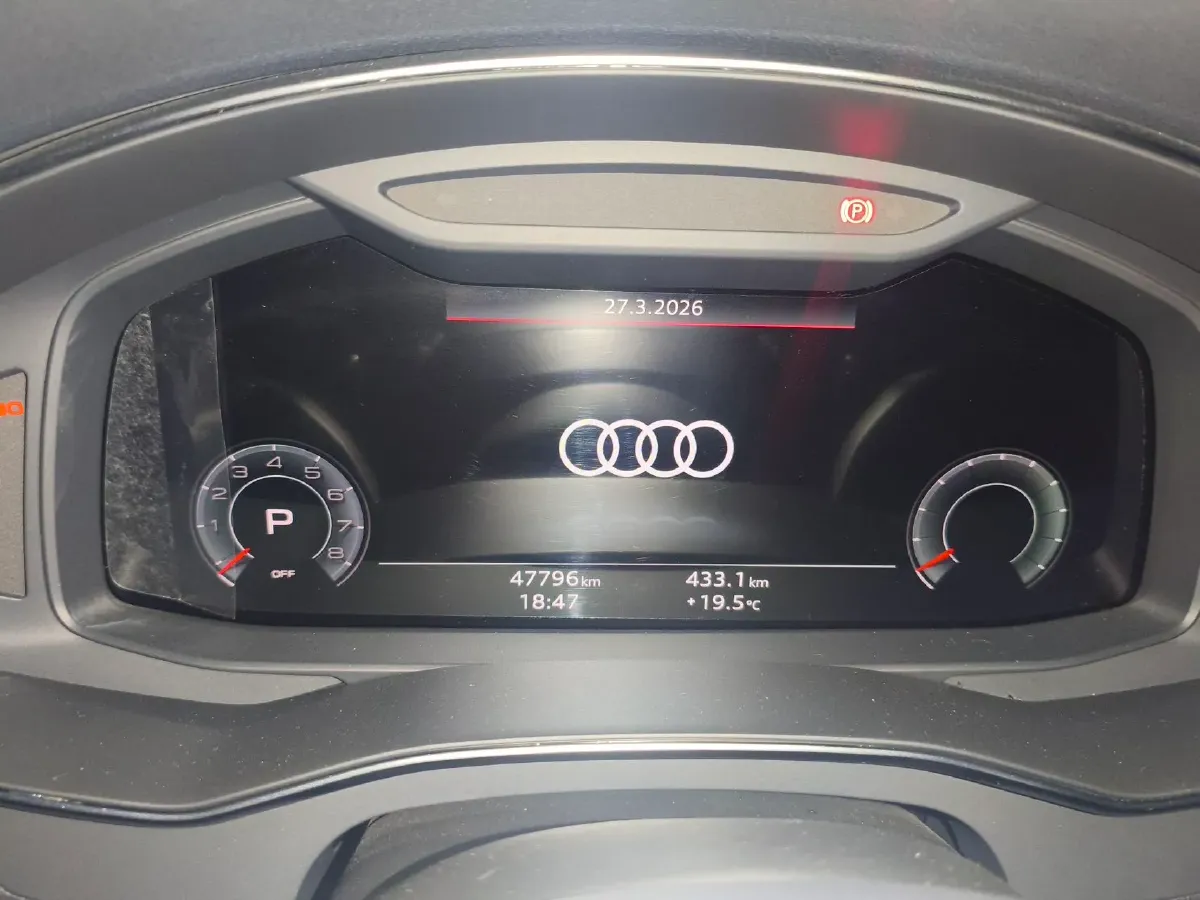 2024 Audi A7L 2.0T 245HP L4 7DCT,autocango,china used car exporter,china ev exporter,chinese used car exporter,chinese used ev exporter