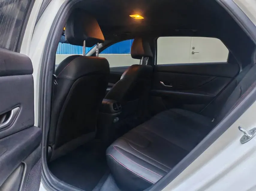 2022 Hyundai Elantra 1.5L 115HP L4 CVT,autocango,china used car exporter,china ev exporter,chinese used car exporter,chinese used ev exporter