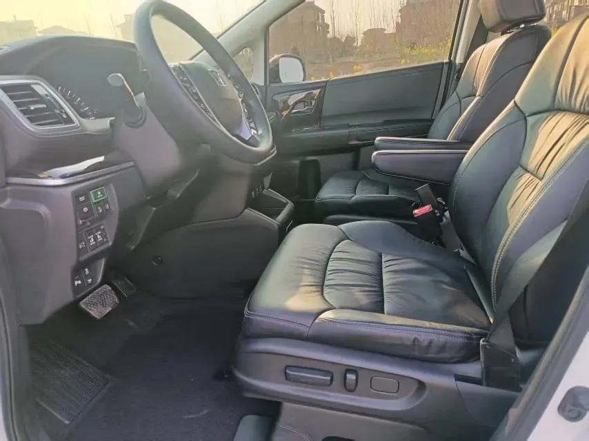 2021 Honda Odyssey 2.0L 146HP L4 E-CVT Hybrid,autocango,china used car exporter,china ev exporter,chinese used car exporter,chinese used ev exporter
