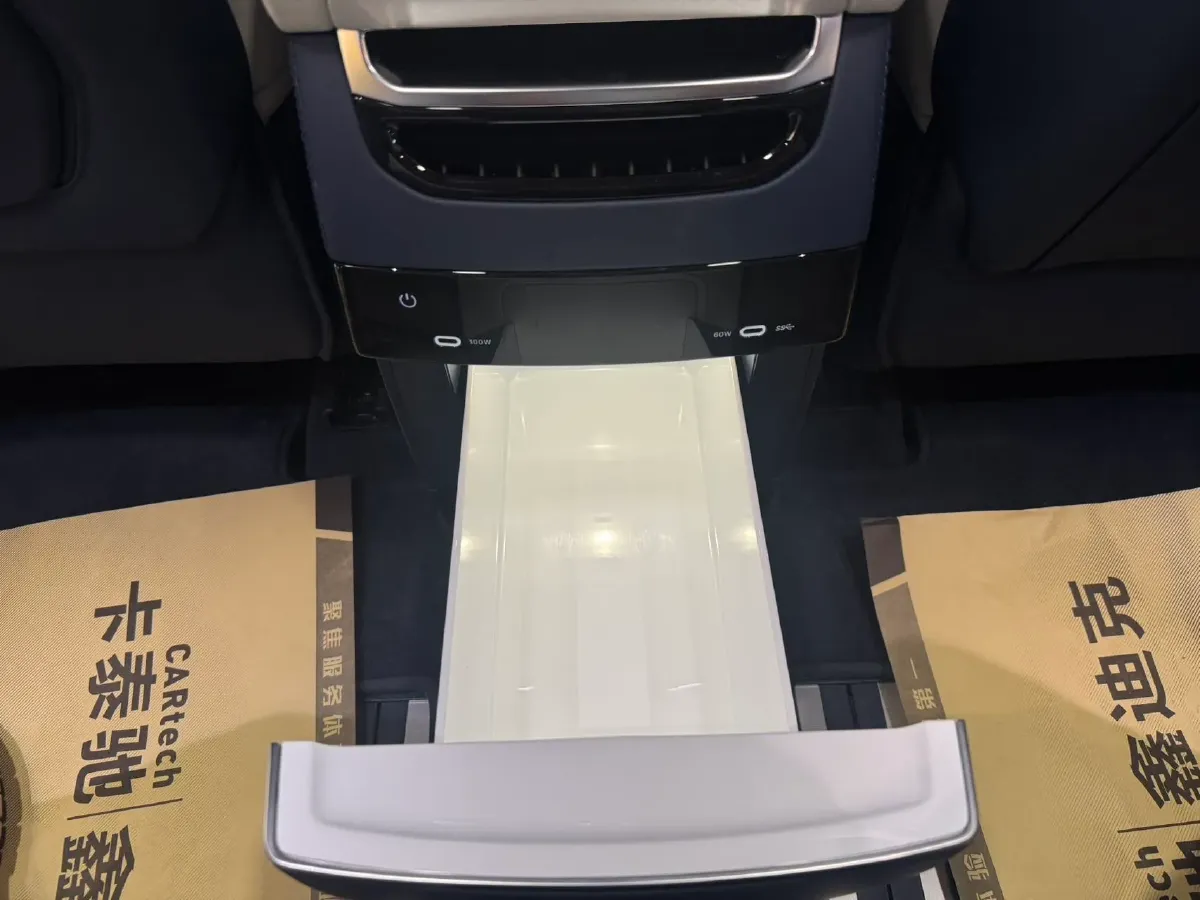 2024 Zeekr 009 BEV 108KWH,autocango,china used car exporter,china ev exporter,chinese used car exporter,chinese used ev exporter