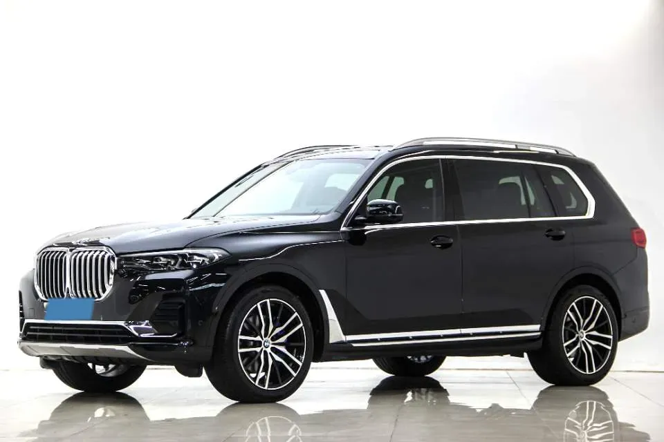 2020 BMW X7 3.0T 340HP L6 8AT,autocango,china used car exporter,china ev exporter,chinese used car exporter,chinese used ev exporter
