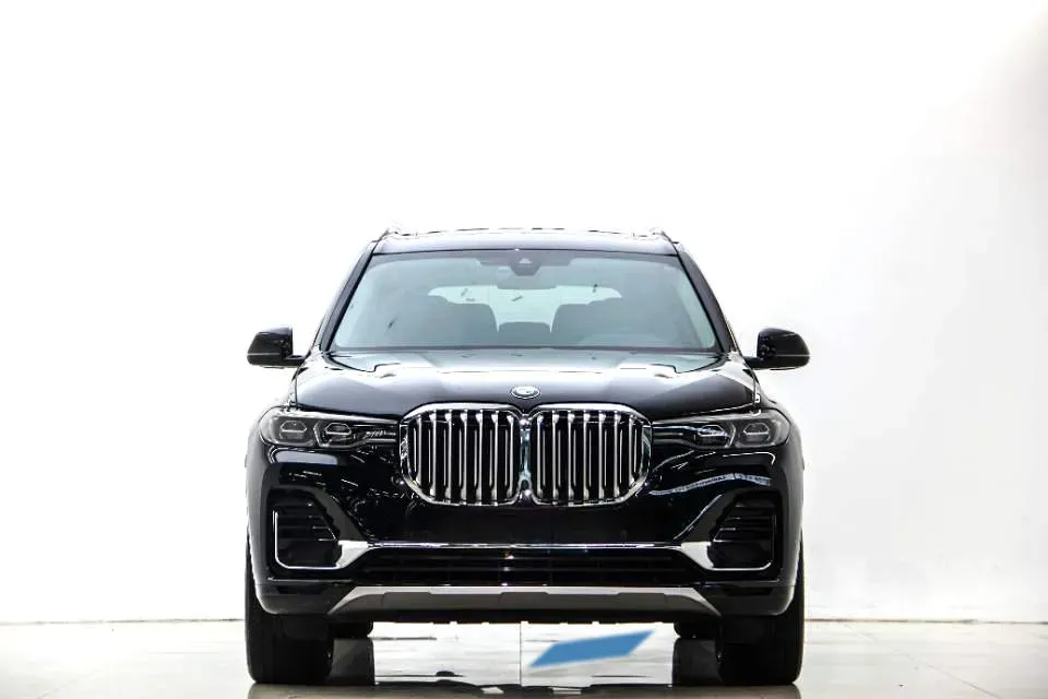 2020 BMW X7 3.0T 340HP L6 8AT,autocango,china used car exporter,china ev exporter,chinese used car exporter,chinese used ev exporter