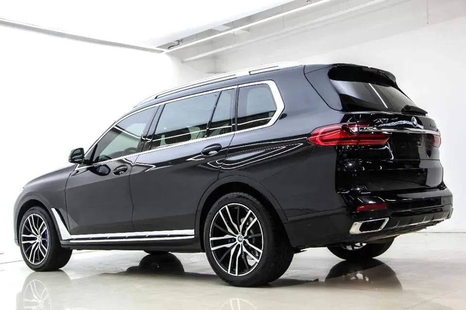 2020 BMW X7 3.0T 340HP L6 8AT,autocango,china used car exporter,china ev exporter,chinese used car exporter,chinese used ev exporter