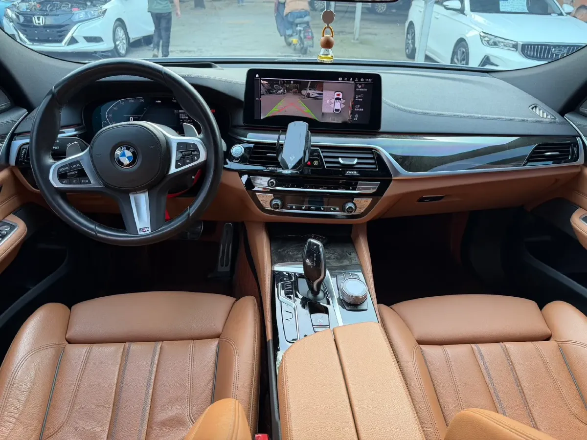 2022 BMW 6 Series GT 2.0T 245HP L4 8AT,autocango,china used car exporter,china ev exporter,chinese used car exporter,chinese used ev exporter