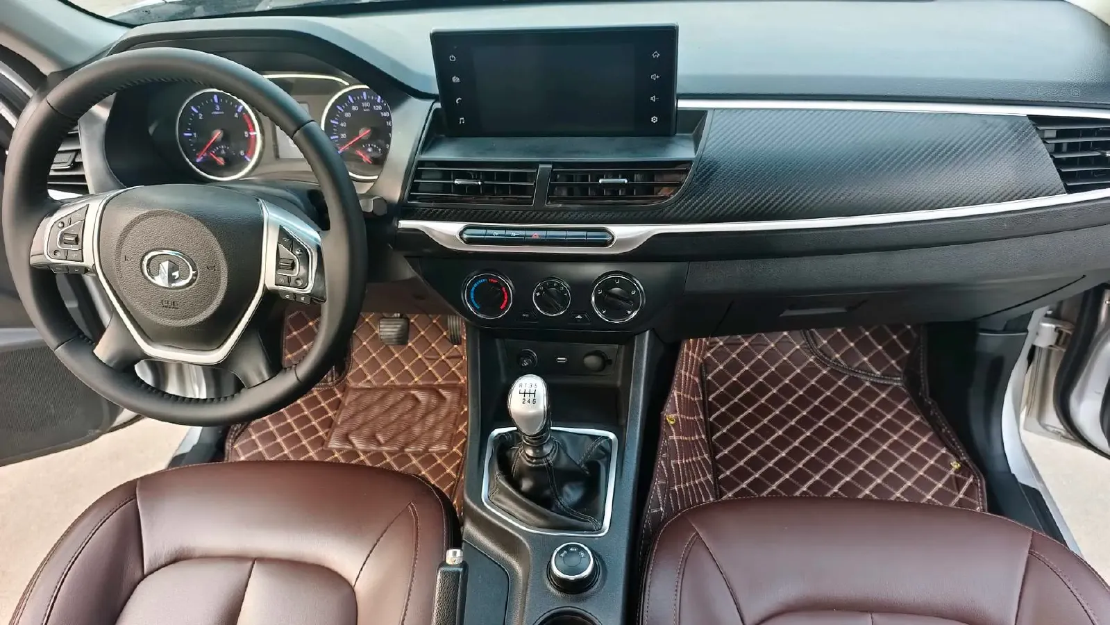 2018 Great Wall Wingle 7 2.0T 143HP L4 6MT,autocango,china used car exporter,china ev exporter,chinese used car exporter,chinese used ev exporter