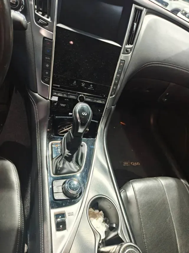 2019 Mercedes-Benz GLA Class 2.0T 211HP L4 7DCT,autocango,china used car exporter,china ev exporter,chinese used car exporter,chinese used ev exporter