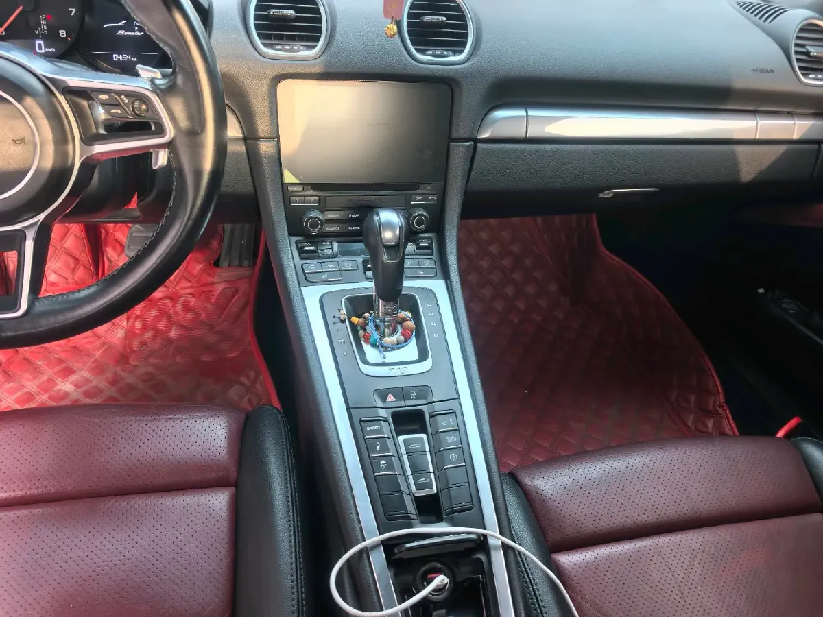 2018 Porsche 718 2.0T 250HP H4 7DCT,autocango,china used car exporter,china ev exporter,chinese used car exporter,chinese used ev exporter